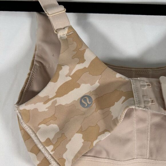 Lululemon Sports Bra Women's 4 C D Brown Camo Strappy Hook Eye Elastic band - Picture 5 of 7